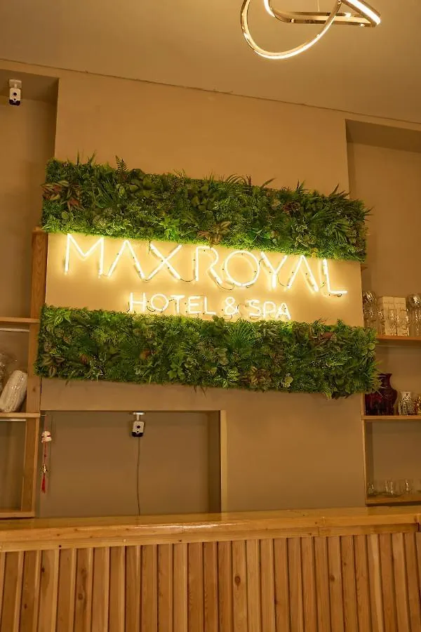 Royal Max Hotel & Spa الماتي كازاخستان